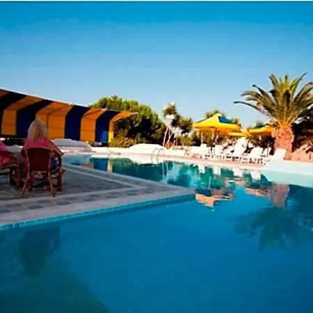 Hotel Azolimnos Bay